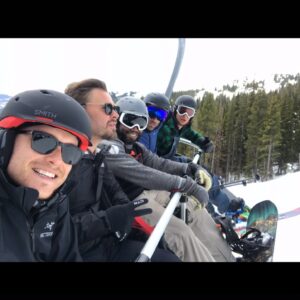 Patrick John Flueger Instagram - 🎿 ••
• #ThisMightHaveBeenFunAsTheHell  #Breckenridge
