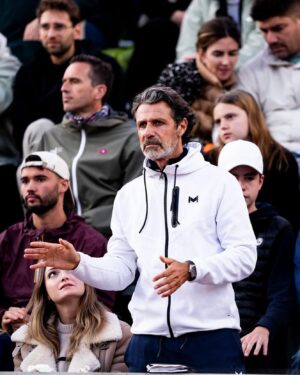 Patrick Mouratoglou Instagram - My 2024 @rolandgarros was so full of passion and emotion. 
From coaching @holgerrune who has been my no1 focus, to working for @francetvsport, I watched and commentated 10  hours of tennis every single day. #tennis #tennislove #rolandgarros photos @photoginie