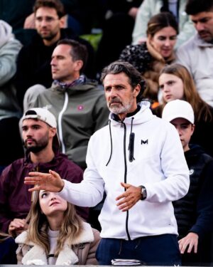 Patrick Mouratoglou Instagram - I saw a warrior last night on that court 14 in @rolandgarros.
And I was proud to be sitting on the passenger seat on your journey! 
Congrats to @flavio_cobbo too for a great performance. 
📸 @photoginie #tennis #rolandgarros #tennislove