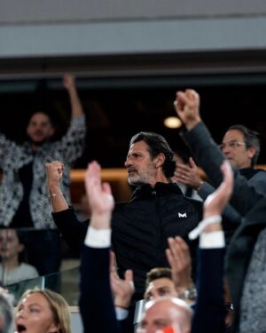 Patrick Mouratoglou Instagram - There are the losses that you regret and the ones that you can be proud of. 
I am very proud of you @holgerrune.
You have given everything yesterday night and you are making real progresses. You are learning fast and giving everything to make your dreams come true. 

Congratulations to @alexzverev123 for your performance and good luck for the rest of the tournament.

📸 @photoginie 
#tennis #tennislove #rolandgarros