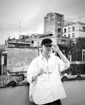 Patrick Shih Instagram - 關於走去競技場的路上，莫名加入了一場拔河

@cosstores