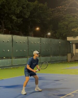 Patrick Shih Instagram - 大概又瘦了一公斤了⋯第一次連帽子都可以擠出水⋯