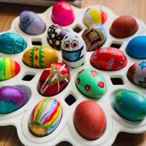 Patrick Wilson Instagram - Happy Easter everybody! Stay safe and we’ll see you soon!  @thewilsonvan