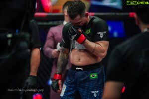 Patricky Freire Instagram - PFL Fight of the Year:
Bruno Miranda vs Patricky Pitbull 🇧🇷⚔️

Both fighters came out guns blazing, throwing caution to the wind in an effort to secure a “Quick Six” and cement their place in the PFL Playoffs.

While neither man was able to secure a highly coveted playoff spot, the fight sent the packed arena into a frenzy, lifting fans out of their seats and captivating viewers from all around the world. 

A closely contested affair from start to finish, Bruno “Robusto” Miranda would go on to pick up a split decision victory over the legendary “King of KOs” Patricky Pitbull.

Respect to both warriors for an action-packed, highly memorable fight 🙌🏻

———————————————————————————

Luta do Ano no PFL:
Bruno Miranda x Patricky Pitbull 🇧🇷⚔️

Ambos os lutadores saíram com armas em punho, jogando a cautela ao vento em um esforço para garantir um “Quick Six” e consolidar seu lugar nos Playoffs do PFL.

Embora nenhum dos dois tenha conseguido garantir uma vaga nos playoffs altamente cobiçados, a luta levou a arena lotada ao frenesi, tirando os fãs de seus assentos e cativando espectadores de todo o mundo. 

Um caso muito disputado do início ao fim, Bruno “Robusto” Miranda conquistaria uma vitória por decisão dividida sobre o lendário “Rei dos KOs” Patricky Pitbull.

Respeito a ambos os guerreiros por uma luta cheia de ação e altamente memorável 🙌🏻
(📸: @mattdaviesphotography)