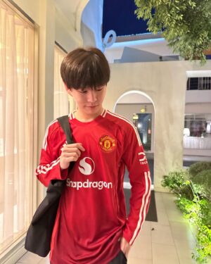 Patsapon Jansuppakitkun Instagram - เด็กเห่อ😛