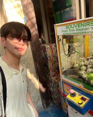 Patsapon Jansuppakitkun Instagram - แอบส่องเราทำไมแดด