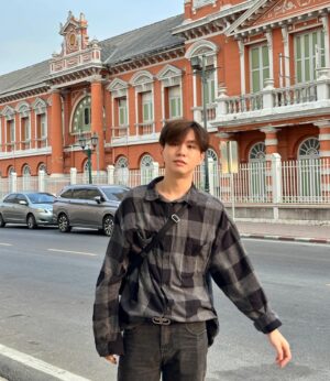 Patsapon Jansuppakitkun Instagram - มอนิ่งมันเดย์💛