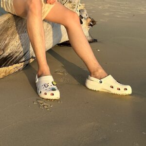 Patsapon Jansuppakitkun Instagram - Don’t worry Beach Happy ✨
 #crocs #jdsportsth