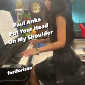 Paul Anka Instagram - It’s #FanFriday @foriforisea You did an amazing accompaniment 🎹 to “Put Your Head on My Shoulder”🎵🎶