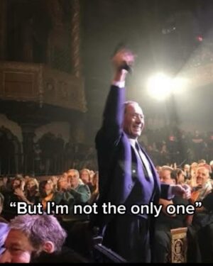 Paul Anka Instagram - From starting to perform at 11 years old to today, performing has been greater than I can imagine.
#performancehits #youngpaulanka #Imagine

Stream “Imagine” using the #linkinbio