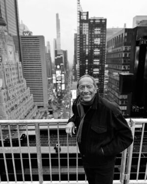 Paul Anka Instagram - I just love NY this time of year. Meet me at Times Square tomorrow night! The @fontainebleaulasvegas have put together an incredible NYE show, you just can’t miss it!