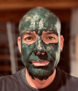 Paul Blackthorne Instagram - Apply green mud, wait for a bit, have Lily head of security @10degreescooler remove mud, feel good. I have it on good authority (from my very good friend Cameron) @10degreescooler will be running a 4th of July promotion for their website subscribers, please check them out! Amazing organic products… X