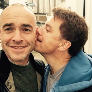 Paul Blackthorne Instagram - Ten years since Arrow went on the air.
My mind boggles at the passing of time and how lucky I was to be part of the adventure.
I miss all you gorgeous hilarious smart amazing people that made this thing happen. Forever grateful.
Here’s a few pics from the archives!
(More on FB)
X