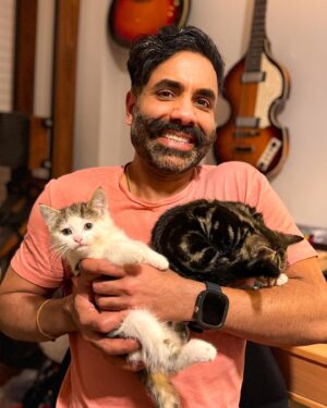 Paul Chowdhry Instagram - Happy Christmas from me and a bunch of animals. #christmas #petsareforlifenotjustforchristmas