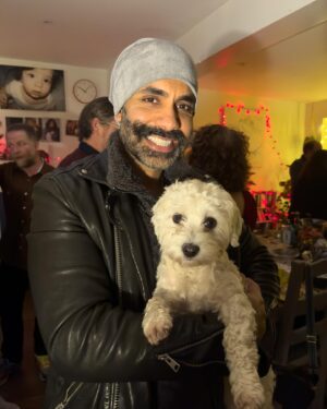 Paul Chowdhry Instagram - Happy Christmas from me and a bunch of animals. #christmas #petsareforlifenotjustforchristmas