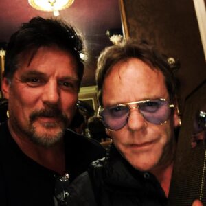 Paul Johansson Instagram - One the best guys! Love to @kiefersutherland  Thanks for the laughs brother.