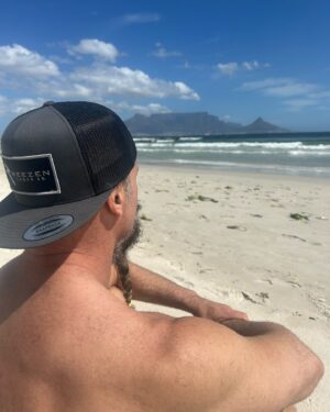 Paul Lloyd Jr. Instagram - 🏔️ 🌊 RESPECT, EVOLUTION, ENERGY, ZEN, EARTH and NATURAL….hence the acronym “R E E Z E N.” @reezensceneco 
www.reezensceneco.com