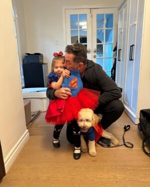 Paul Nassif Instagram - Happy Halloween from our little Super Girl & Super Pup! 🎃🦸‍♀️🐶

#happyhalloween #halloween #supergirl #superpup #costume #prouddad #girldad