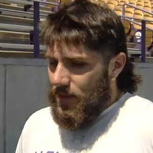 Paul Rabil Instagram - Live on @espn we welcomed the next star studded class of pro lacrosse players to the @pll. When you have a dream to turn pro and that moment arrives, it’s special to witness. I can’t to watch these guys start their rookie seasons this summer. 

Mark Twain said the two most important days in our lives are the day we’re born and the day we find out why. Last night we honored one of the game’s greatest ambassadors, Callum Robinson. We love you, brother. You’ve given every lacrosse player our why.