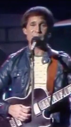 Paul Simon Instagram - How long did it take you to name this song just from its iconic drum intro played by the great Steve Gadd? Keep watching for the answer!