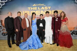 Paul Sun-Hyung Lee Instagram - What a tremendous night. To get to share this show with a live audience was an absolute thrill and honour. Thank you for hosting this event @netflix @avatarnetflix 

HUGE shout out to the talented artists who helped me look as great as the product on screen:

Stylist: @nausheenshah 
Groomer: @thesonialee 

And the incredible clothiers for the fine garments and footwear: @brooksbrothers @magnanni @falke 

To my management team: @thegershagency #DaisyWu
#MeridianArtists @michelecharlton #TovahSmall 
@viewpoint.pr @sergiotapianunez @nickifioravante #RachelKaufman 

My partner for life: @eastyorkmum 

And to my dearest family in LA @shitspackledmuppetfart @onlyalicat 

I appreciate you all.

Yip yip. Let’s go.