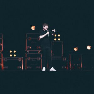 Paul Taylor Instagram - When I started my 1st bilingual show “Franglais” in January 2016, a lot of people said it wouldn’t work, but something inside of me believed it would, so I decided to give it a shot. I toured the show for 3 years and it went pretty well, so, in 2019, I decided to write a 2nd bilingual show “So British Ou Presque” and again toured for 3 years (with an interruption from a global pandemic). Somehow, the audiences were even bigger for this second show, so, at the end of 2022, I wrote my 3rd and final bilingual show “Bisoubye”. After a 12-month world tour in 20 countries, I ended the show last weekend at home in Paris in front of a sold-out crowd at the Zénith. As I’m writing this, I still don’t really understand how all of this happened, but thank you! 

Thank you to every person who bought a ticket to come and see me live over the past 8 years. Thank you @fannyjourdan and your team at @tcholeleproductions, past and present for believing in my vision. Thank you to all the comedians that opened my shows. Thank you to all my light and sound designers that toured with me and the hundreds of local technicians that assembled and disassembled my stages. Thank you to all the theatres, venues and local promoters that allowed me to perform. Thank you @adam.crosbie for quitting your job at Apple and agreeing to become my manager last year. Thank you Adeline for putting up with me for 15 years, for quitting your job in law to run our production company and for raising our daughter while I’m away. Finally, thank you Mum & Dad for making me who I am today.

It’s been an amazing bilingual chapter of my career. 

Now onto the next chapter!

📸: @laurag_photo