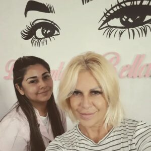 Paula Volpe Instagram - Gracias @doblementebellas por mis hermosas #pestañas #peloporpelo #extensions #extensionesdepestañas #ojos