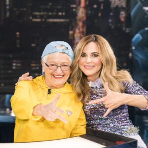 Paulette Gagnon Instagram - Avec ma belle @juliesnyderofficielle !!
Il y a 4 Julie et maintenant 4 Paulette 😃
#4Julie
