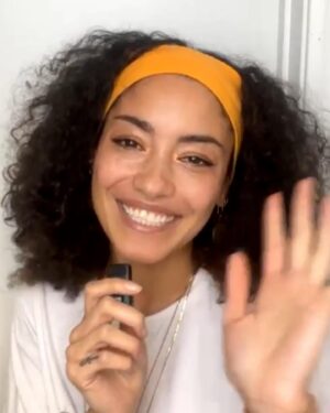 Paulina Singer Instagram - What do you need today? Is it something you can give to yourself? Go 👇🏽