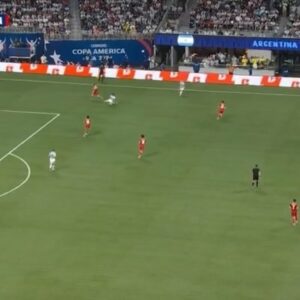 Paulo Andrade Instagram - Os dois primeiros gols da Copa América 2024. A Argentina venceu o Canadá por 2 a 0, com gols dos centroavantes. Narrei no @sportv!