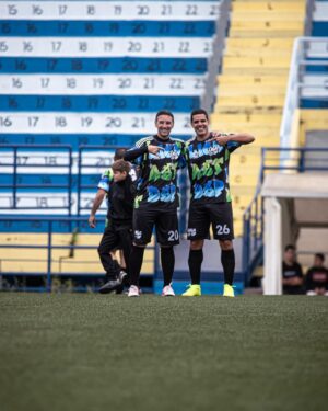 Paulo Andrade Instagram - Sábado maravilhoso de reencontro com amigos, de jogar futebol nos dois times que amo (sim, joguei pelo Sem Chance FC e MAGIPAC, duas seguidas sabe lá Deus como), e botar a conversa em ordem. 

Muito obrigado ao parceiro @guto_redaelli pela organização impecável de sempre. 

As fotos profissionais são do @ttkzsport.

Viva a amizade! Viva o futebol!