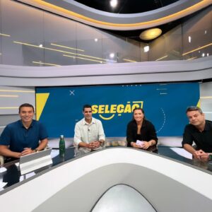 Paulo Andrade Instagram - Estreia no SELEÇÃO! Com @andrerizek, @anathaismatos e @ericfaria74. Timaço. Vamos juntos!