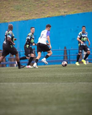 Paulo Andrade Instagram - Sábado maravilhoso de reencontro com amigos, de jogar futebol nos dois times que amo (sim, joguei pelo Sem Chance FC e MAGIPAC, duas seguidas sabe lá Deus como), e botar a conversa em ordem. 

Muito obrigado ao parceiro @guto_redaelli pela organização impecável de sempre. 

As fotos profissionais são do @ttkzsport.

Viva a amizade! Viva o futebol!