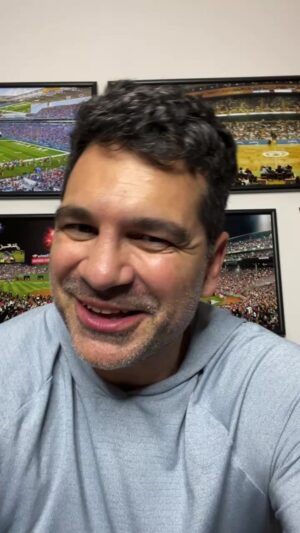 Paulo Antunes Instagram - Live pós-Jogo! Dolphins e Chiefs!  #NFL #Dolphins #Chiefs