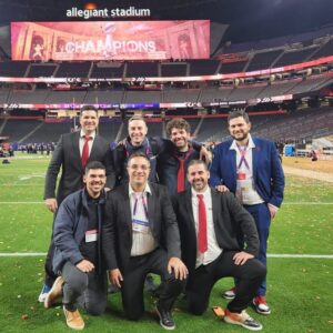 Paulo Antunes Instagram - Oh Yes. Mais um Super Bowl na conta. Muita alegria de realizar mais um trabalho ao lado de uma grande equipe. Energia boa, trabalho bem feito. Obrigado a todos pela parceria nessa temporada, a minha 18a como comentarista na ESPN.  #NFL #nflnaespn #futebolamericano