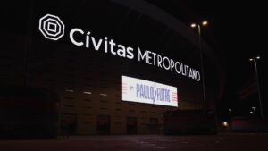 Paulo Futre Instagram - 🎞️ Emotivo, divertido y plagado de recuerdos. ¡Así fue el homenaje que realizamos este jueves a Paulo @Futre en el @CivitasMetropolitano! 🙂