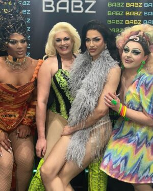 Paulo "Miss Fiercalicious" Fortes Instagram - 🤍 DRAGCON DAY 2 🤍

I’M A WINNER BABY!!!!! Thank you everyone who voted for me!! 🥰