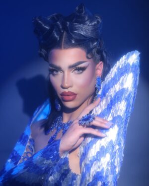 Paulo "Miss Fiercalicious" Fortes Instagram - She’s a million dollar baby 💎

Photos by @thedragseries 
Outfit by @evanclayton 
Hair by @omgeewigs 
Jewelry by @ampedaccessories & @lag_concepts