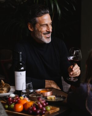 Paulo Pires Instagram - #pub A Páscoa sabe ainda melhor com Marquês de Borba Colheita tinto de @joao_portugal_ramos à mesa #marquesdeborba #joaoportugalramos