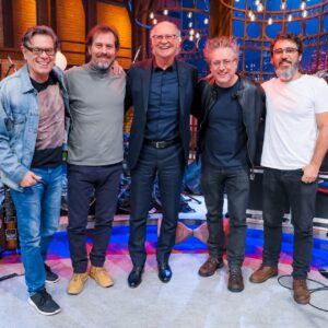 Paulo Roberto Falcão Instagram - Nesta madrugada, estarei no @sbtthenoite, em uma conversa muito bem humorada com o @danilogentili. Foi um momento muito bom em que pude falar sobre futebol, boas memórias e dar boas risadas. E ainda sobrou um tempo para um abraço com a Ultraje a Rigor! 
.
Questa notte, io sarò nel @sbtthenoite, in una conversazione molto umoristica con @danilogentili. È stato un momento troppo bello, in cui ho potuto parlare su calcio, le belle memorie e ridere. E è ancora rimasto un tempo per abbracciare la Ultraje a Rigor!