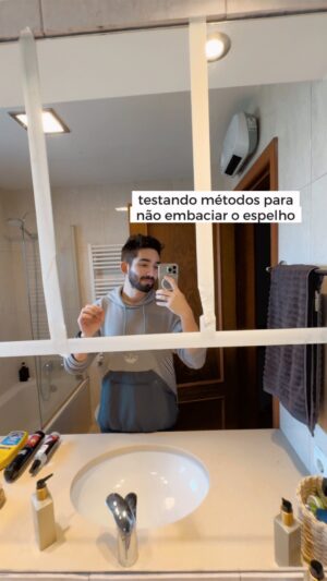 Paulo Sousa Instagram - testando 4 métodos (sugeridos por vocês) para não embaciar o espelho da casa de banho 👀 surpreendidos?