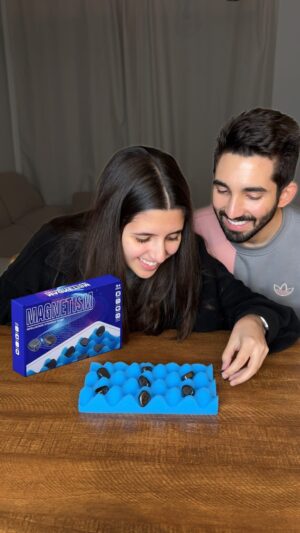 Paulo Sousa Instagram - Vem jogar Magnetic Chess connosco! #jogosemcasa #games #boardgames #jogos