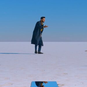 Pav Dharia Instagram - #MAHIYA out now!

Link in my bio. Lets go!!!

Written and Music by @manavsangha 
Directed by @rohitnegah 
Shot & VFX @savvsingh 
Lead @anzhelika.i.am 
Stylist @atlas_of_tanya 
HMU @nikkiaroraofficial