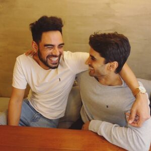 Pav Dharia Instagram - Filtered the fuck out of this to look as pretty as him but I guess it works on him too 🤔

Never a dull moment seeing @amarsran1. He's always been and always will be an inspiration to me. An incredible human being and a superstar in the making. We going to ownnnn Mumbai one day mate! Or maybe just a small apparently cuz it's more bloody expensive than Sydney