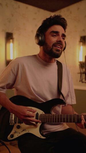 Pav Dharia Instagram - Written and composed by @vickysandhumusic 
Zindagi Tere Naal originally sung by @realkhansaab