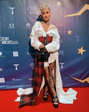 Pavel Berky Instagram - Aaaaaa🔥❤️🔥 vcerejsi predavani @ceny_andel 
Dekuju nejuzasnejsimu @berkyofficial za naprosto dechberouci saty na miru podle mych predstav✨ miluju ten tvurci proces! A kdyz se potom vsechno posklada, tak je vzdycky velmi emotivni okamzik✨
Muah as #always @koki9_official 💄
Dekuji @swarovski ze se mnou tez byli v tento krasny vecer✨⭐️ @mconsulting.cz 🫶🏼
