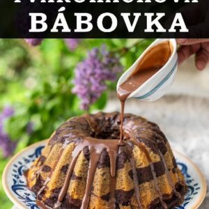 Pavel Berky Instagram - Krásná, tygrovaná, nadýchaná, vláčná, jemná, rozplývající se, úžasná, božská a hlavně Tvaroháčková! To je nádherně šťavnatá bábovka, kterou si určitě také zamilujete a to hlavně díky přidanému Tvaroháčku od @milkopolabskemlekarny
❤️

SUROVINY:
- 260 g MILKO Tvaroháčku vanilkového
- 250 g hladké mouky   na vysypání formy
- 150 ml podmáslí
- 100 ml rostlinného oleje
- 200 g krupicového cukru
- 120 g MILKO BIO másla   na vymazání formy
- 3 vejce
- 50 g kakaa
- 12 g kypřícího prášku do pečiva
- 1 ČL jedlé sody
- 1 ČL soli
- čokoláda (na polití)

POSTUP:
1. V kuchyňském robotu vyšlehejte pomocí šlehací metly změklé máslo a cukr do pěny.

2. Poté postupně za stálého šlehání přilévejte olej. Šlehejte až do doby, kdy se vše propojí do nadýchané pěny. Nakonec postupně zašlehejte i vejce. Přidejte jedno, počkejte až se pořádně zapracuje a tímto způsobem pokračujte i s dalšími vejci.

3. Přidejte tvaroháček, prosátou mouku, prášek do pečiva, sodu a sůl a stálého míchání přilévejte podmáslí. Až se vše propojí do krémové konzistence, poté můžete robot vypnout.

4. Těsto rozdělte na dvě poloviny a do jedné z nich přimíchejte kakao.

5. Formu na bábovku pečlivě vymažte změklým, ale ne rozpuštěným máslem a vysypte moukou. Troubu předehřejte na 175 °C.

6. Do vymazané formy střídavě vrstvěte obě těsta. Forma na bábovku by měla být naplněna jenom do ¾. Poté formou několikrát bouchněte o pracovní desku abyste se zbavili vzduchových bublin.

7. Bábovku pečte ve vyhřáté troubě 60 minut. Poté pomocí špejle zjistěte jestli je bábovka upečená. Čistá špejle znamená, že máte hotovo. Pokud na ní vidíte mokré části, je potřeba péct ještě chvilku.

8. Po upečení bábovku z trouby vytáhněte a nechte 5-10 minut odpočívat. Poté ji můžete z formy opatrně vyklopit a polít rozpuštěnou čokoládou, nebo pocukrovat.

Tak dobrou chuť! ❤️

#babovka #bábovka #tvarohacek #milko #polabskemlekarny #tvaroháček #sladke #sladkepeceni #sladkatecka #sladké #recept #recepty #pecenie #peceni #sladkédobroty #pečení #berky #pavelberky #prodeti #receptyprodeti #jakoodbabicky #sladkerecepty #dnespeciem #dnespecu #rychlerecepty #pecenimebavi #pecenieslaskou #pecieceleslovensko #pececelazeme