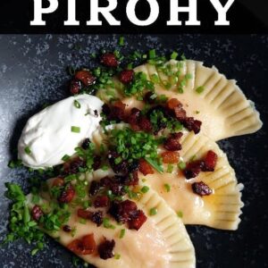 Pavel Berky Instagram - Brynzové pirohy - jídlo, které Vás vrátí do dětských časů k Vaší babičce! Nebo alespoň mne jo! Tak zkuste - recept je na blogu ❤️
•
•
•
#pirohy #brynzovepirohy #slovenskepirohy #pirogy #pirohysbrynzou #jidlo #jedlo #recept #recepty #vareni #vaření #dnesjim #dnesjem #dnesvarim #jidla #videorecepty #videorecept #toprecepty #foodlover #foodblogger #inspirace #motivace #brynza #rychlerecepty #streetfood #instafood #foodhack #berky #pavelberky