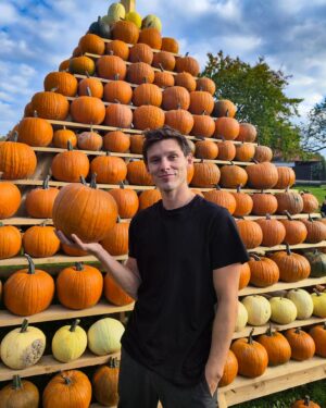 Pavel Callta Instagram - Spontánní vejlet na dýňovou farmu 🔥🎃 #dynovysvet