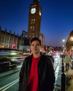 Pavel Callta Instagram - Miluju tohle město 🇬🇧 #london #walk
#nightshot 📷 @xiaomi.czech